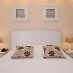 Apollon Boutique 3*