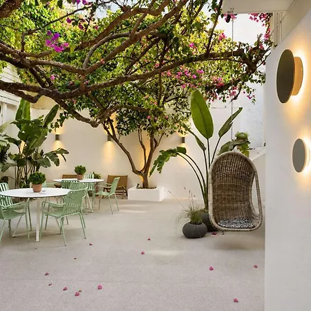 Apollon Design Boutique Hotel 3*