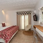 Apollon Boutique Parikia (Paros)