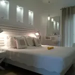 מלון Apollon Boutique 3*
