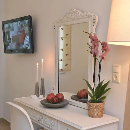 Apollon Boutique Hotell 3*